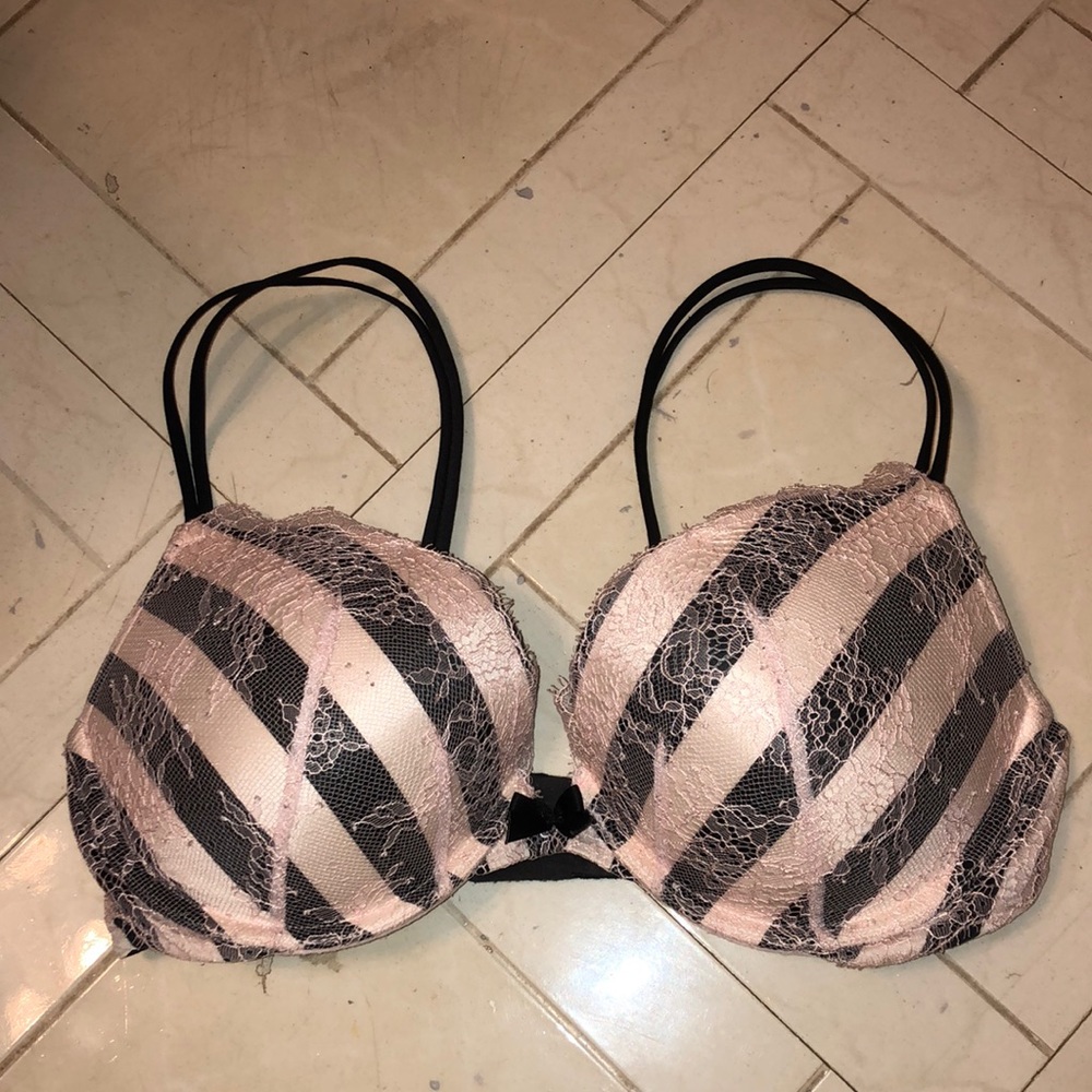 VS Very Sexy Pushup Bra